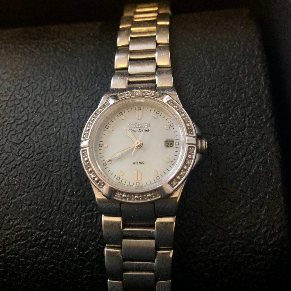 Citizen Eco-Drive EW2460-56A 30mm Silver Stainless Steel Women's watch